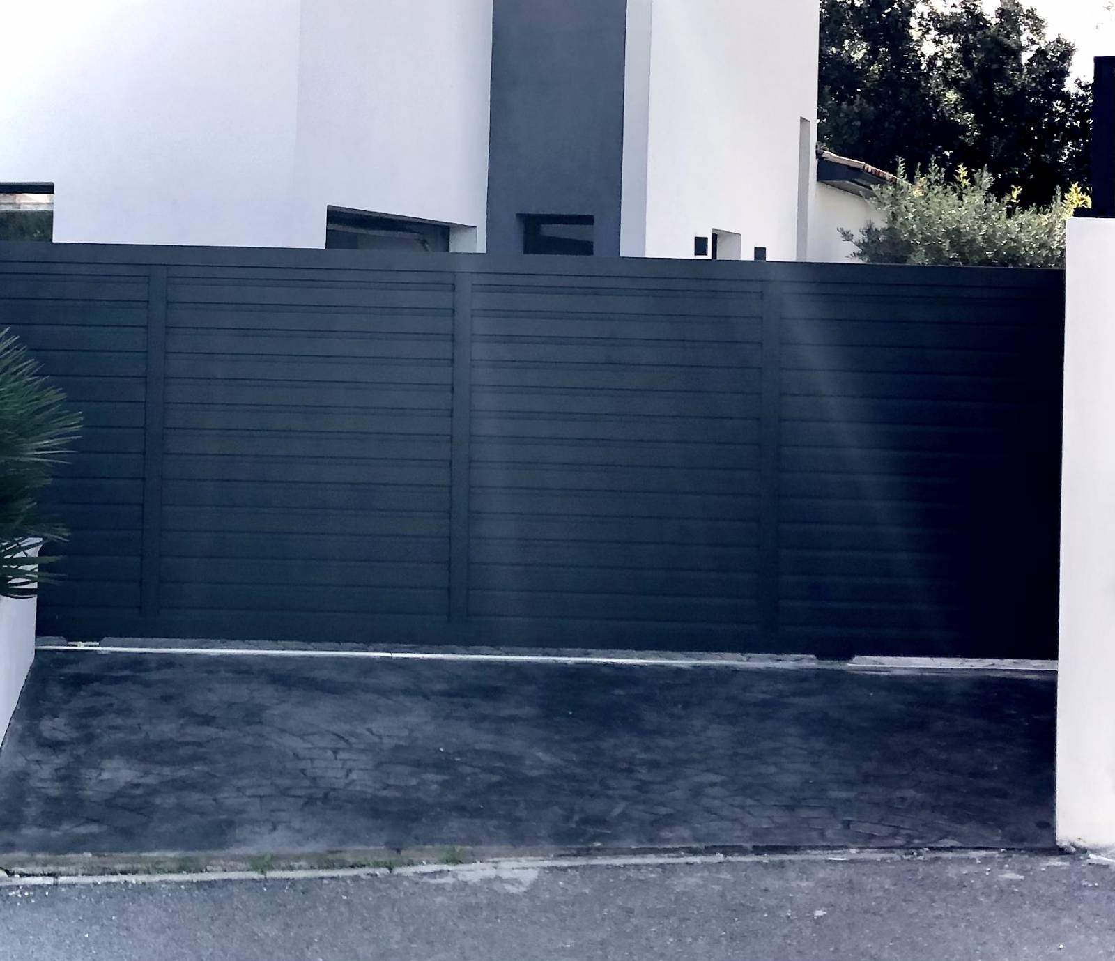 Portail automatique Pelissanne