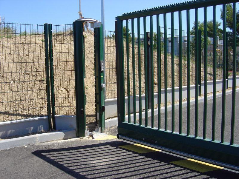 Vente et installation de volets roulants Somfy à Salon de Provence 13300