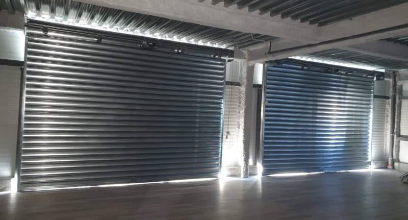 Rideaux métallique sur PELISSANNE