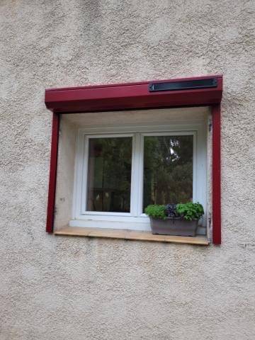 Mise en place d'un volet roulant à rognes prés d'Aix en Provence