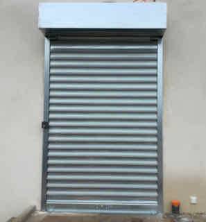 Rideau métallique Tribune d'Eyguières