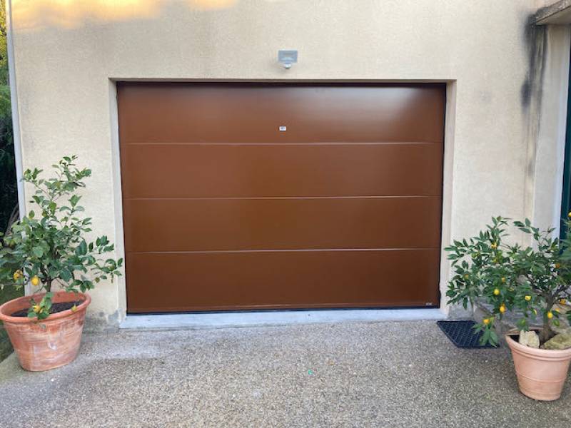 Porte de garage sectionnelle 