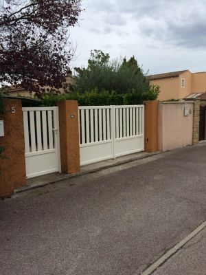 portail alu laqué blanc